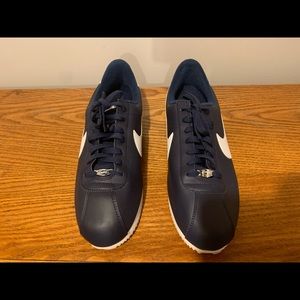 Men’s Nike Leather Sneakers